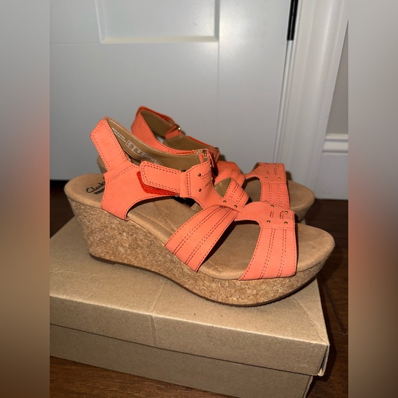 Clarks Women's Orange Strappy Sandals - Picture 1 of 6